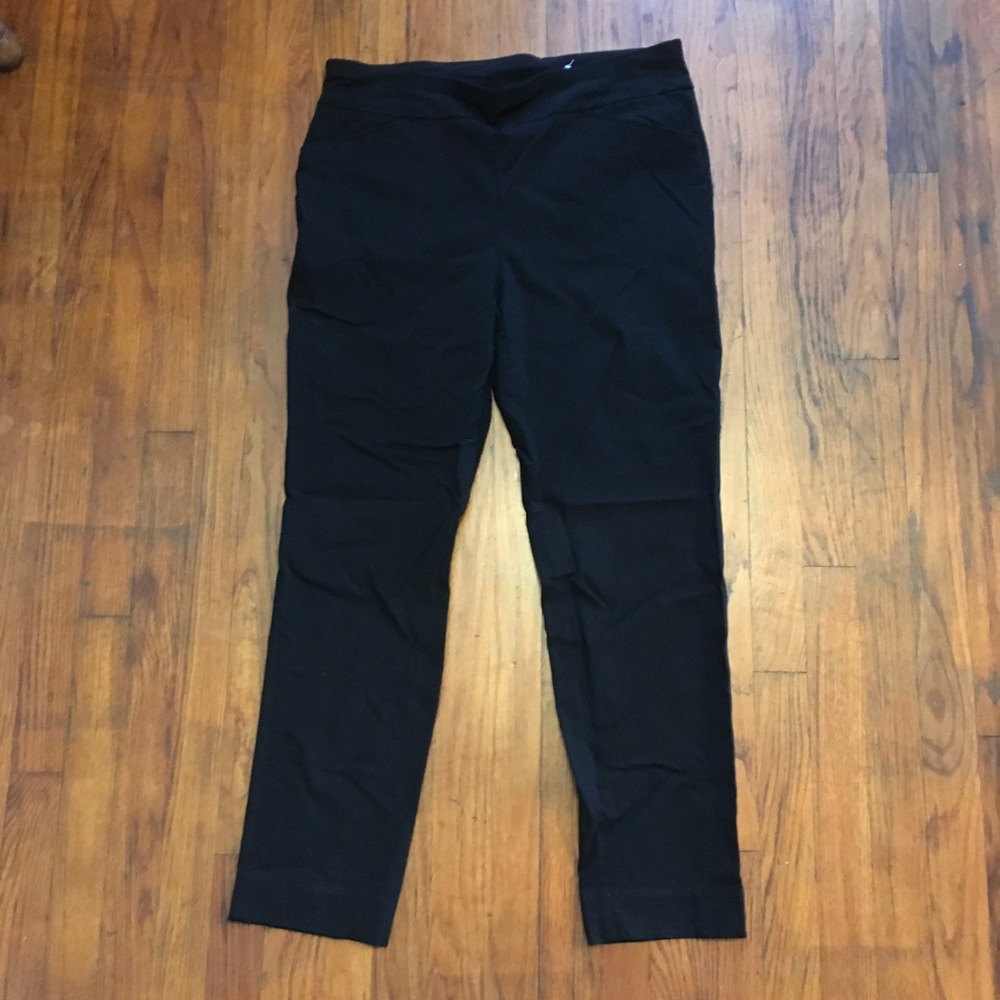 Chico's Perfect Stretch Pull On Women's‎ Pants Size 25 NWOT Comfortable